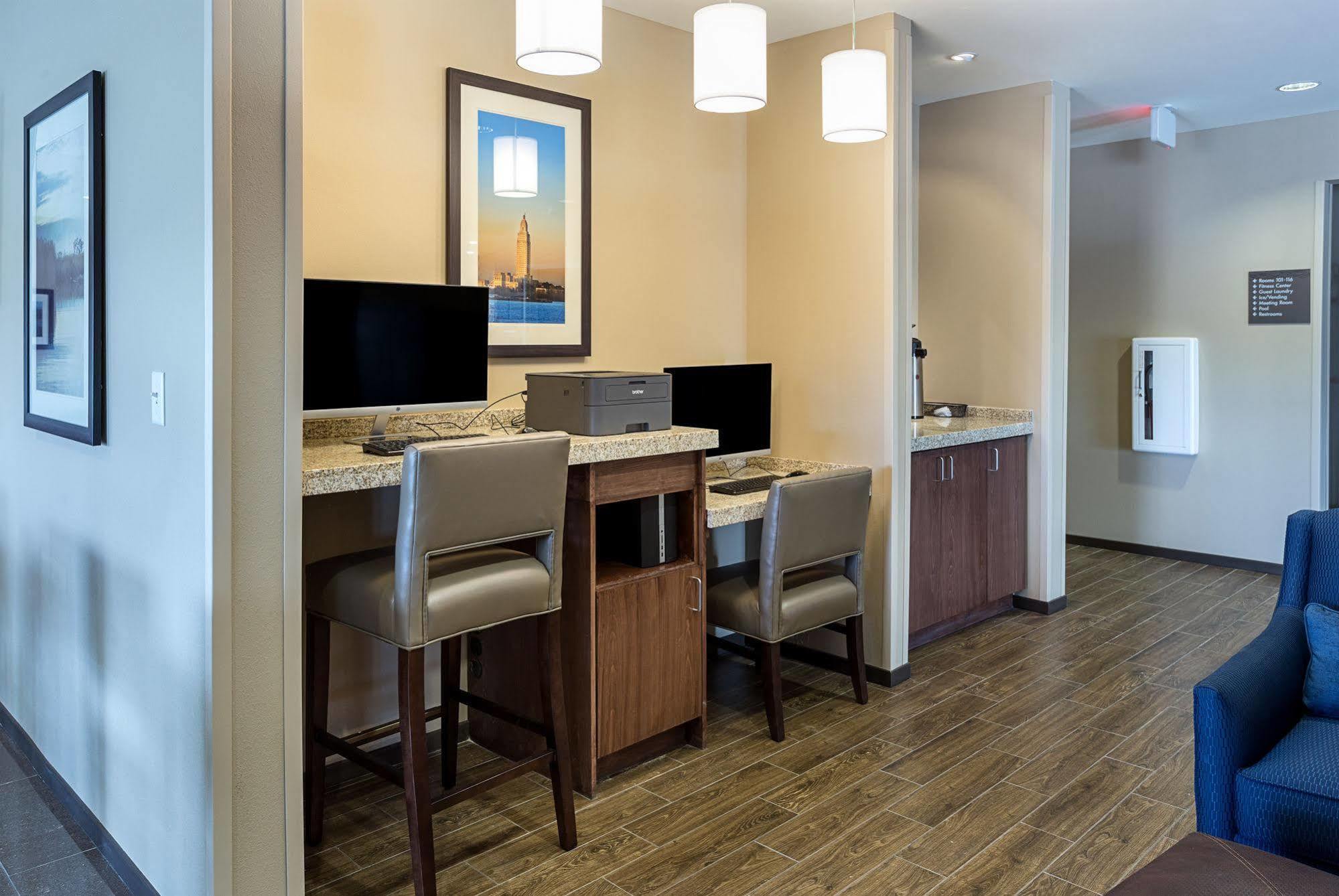Comfort Inn & Suites Zachary Bagian luar foto